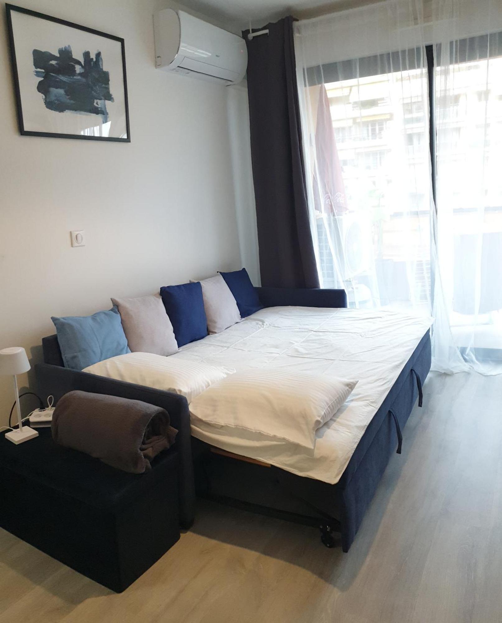 Appartement Cosy Au Centre Ville De مينتون المظهر الخارجي الصورة